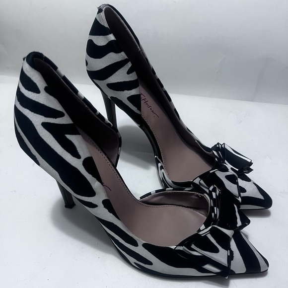 Betsey Johnson Prince D'Orsay Bow Pumps Zebra Print Sz 8.5 Women - Picture 4 of 10